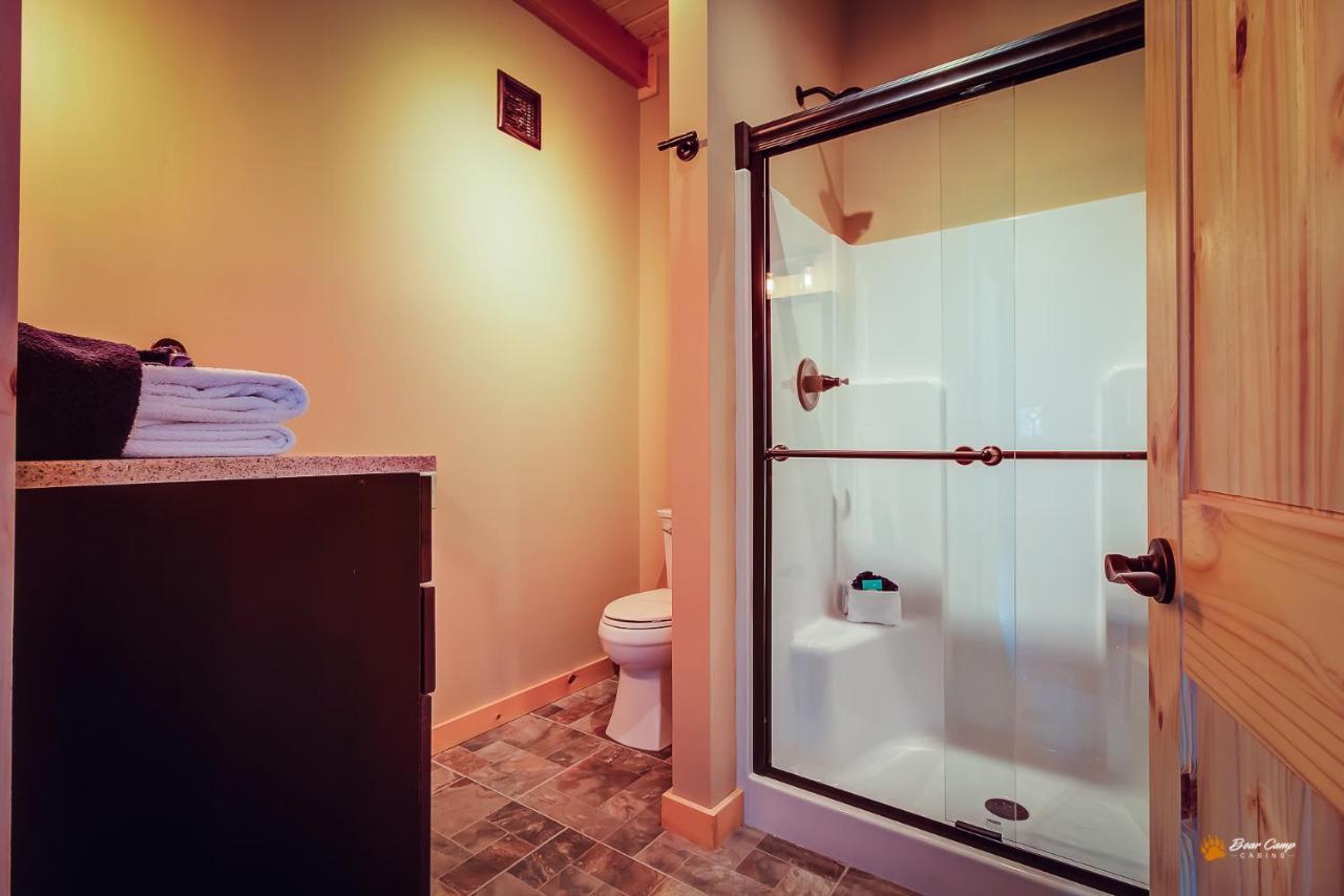 Majestic View Lodge, Amazing Views, Hot Tub, 1089 Free Tickets Each Paid Day, Dollywood And More Gatlinburg Dış mekan fotoğraf