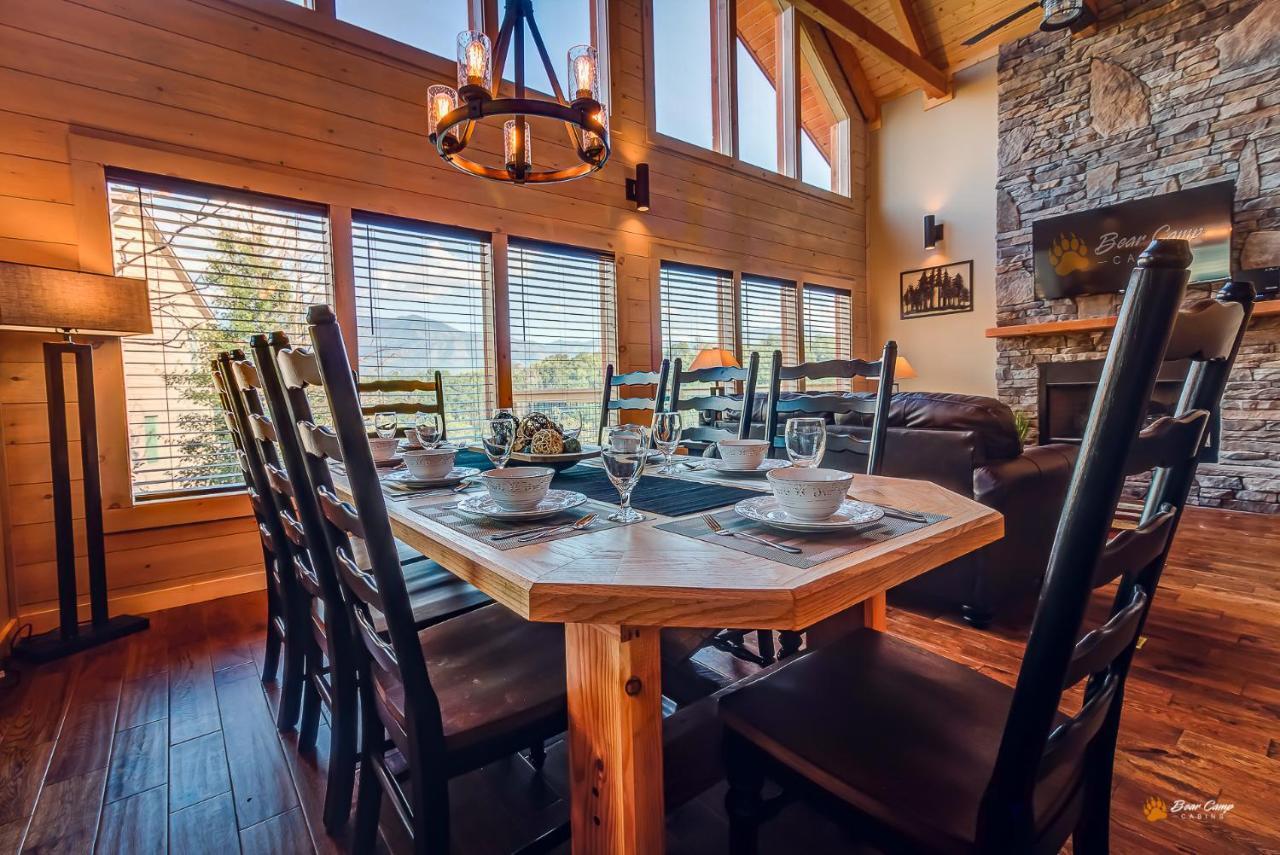 Majestic View Lodge, Amazing Views, Hot Tub, 1089 Free Tickets Each Paid Day, Dollywood And More Gatlinburg Dış mekan fotoğraf