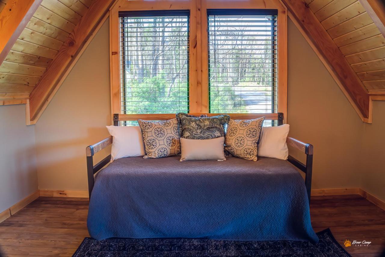 Majestic View Lodge, Amazing Views, Hot Tub, 1089 Free Tickets Each Paid Day, Dollywood And More Gatlinburg Dış mekan fotoğraf