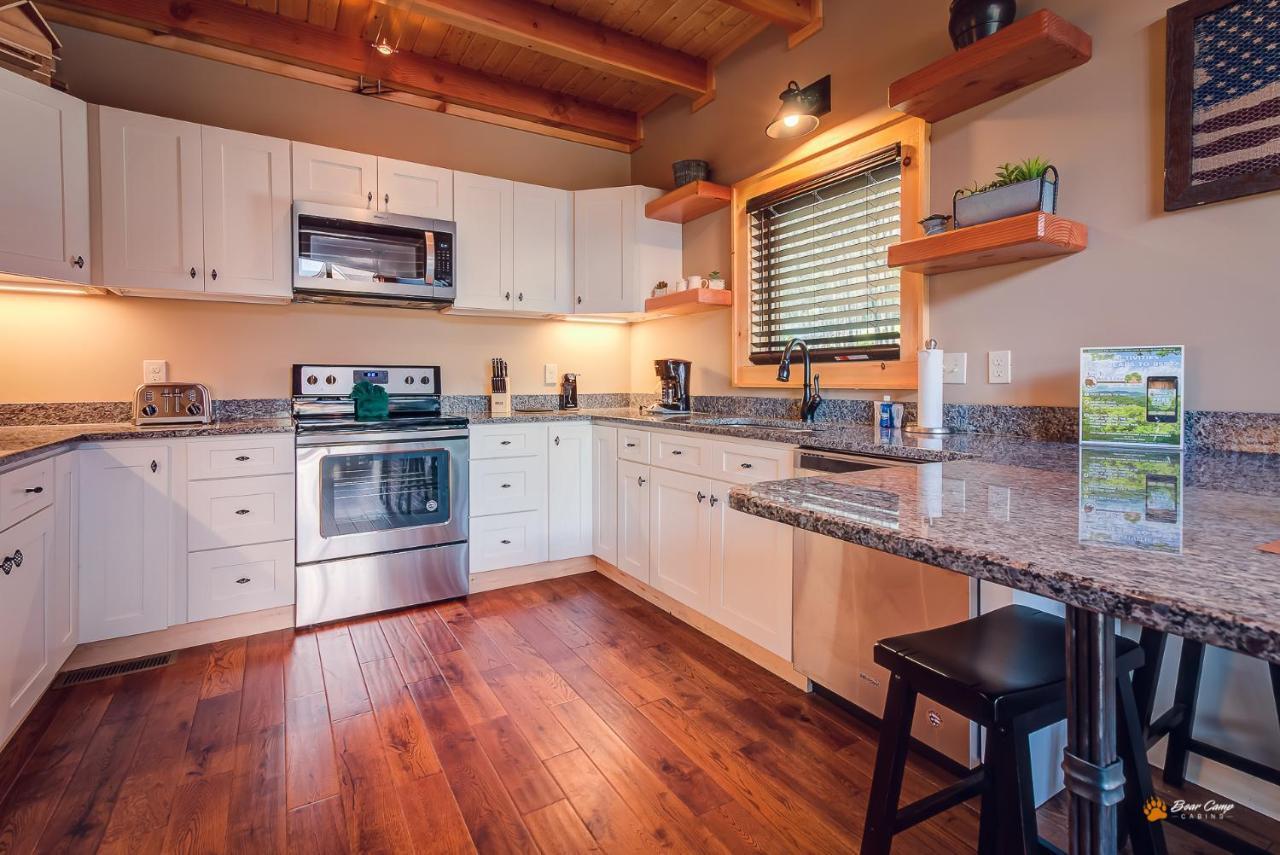 Majestic View Lodge, Amazing Views, Hot Tub, 1089 Free Tickets Each Paid Day, Dollywood And More Gatlinburg Dış mekan fotoğraf